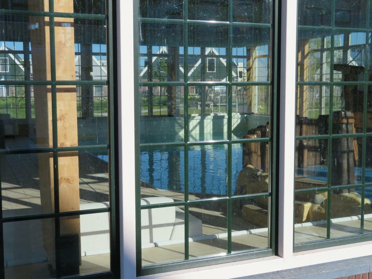 Luxurious Water Villa เอาต์ดัม ภายนอก รูปภาพ